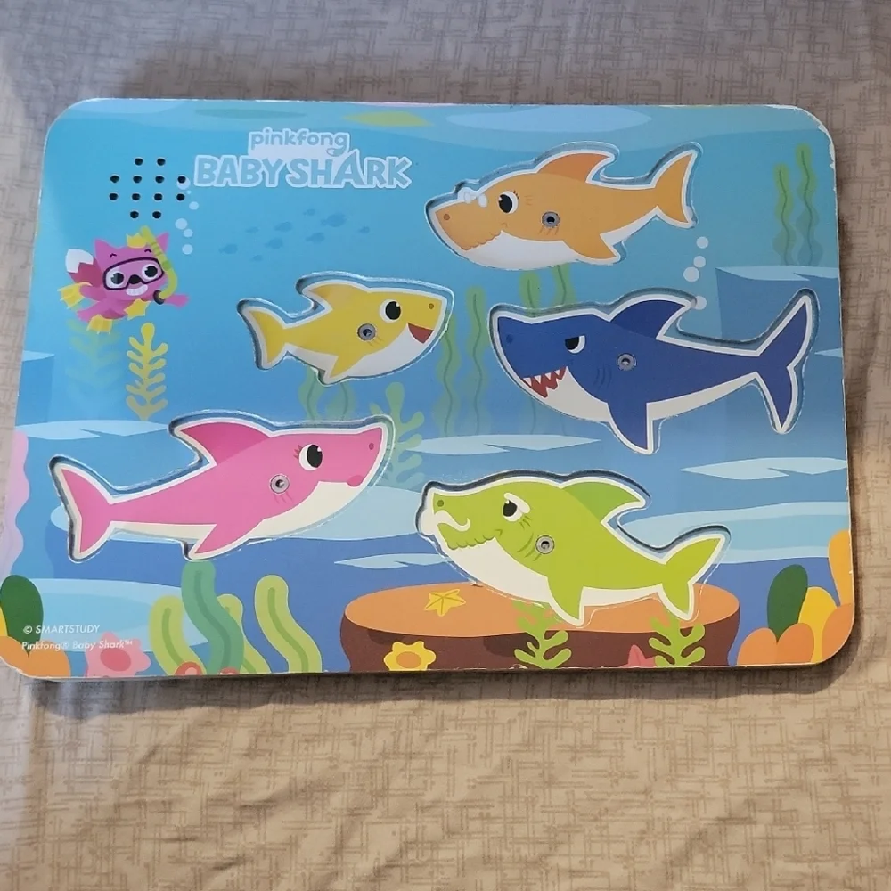 🌟Pinkfong Baby Shark Sound Wooden Puzzle, 5 Pieces